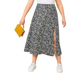 NWOT Shein Womens Black Tiny Floral Print Slit Skirt Size M Feminine Cottage